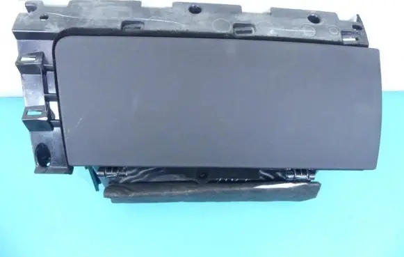Tesla Model S Glove box 1003327-01-M IMPRK1146992