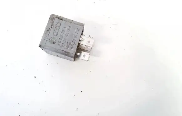Volkswagen Golf IV Other relay 1J0906381A V23134-B63-X396
