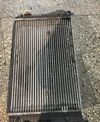 Volkswagen Golf VI Intercooler radiator 1K0145803BM