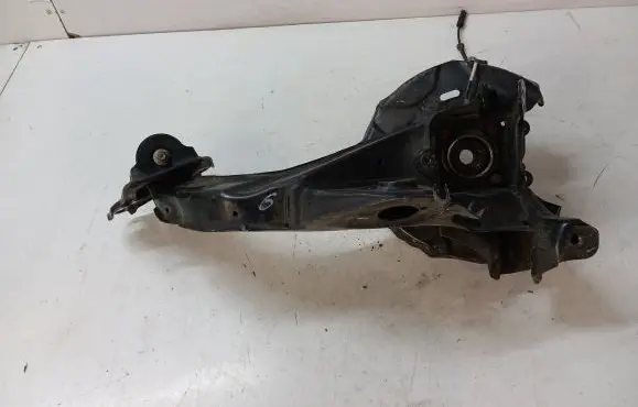 BMW X1 F48 F49 Rear wheel hub 6851580