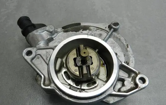 Volkswagen Phaeton Vacuum pump