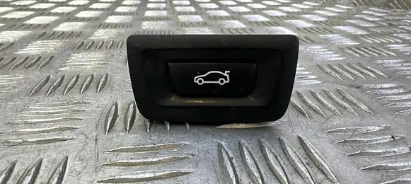 BMW 2 F45 Tailgate/boot open switch button 927511902