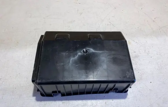 Mercedes-Benz GLE (W166 - C292) Fuse box cover A1665400180