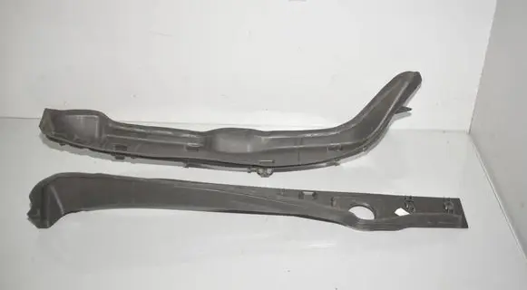 BMW i4 Fender end trim 7946060 7486826 51487946060