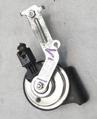 Audi A3 S3 8V Horn signal 8V0951229