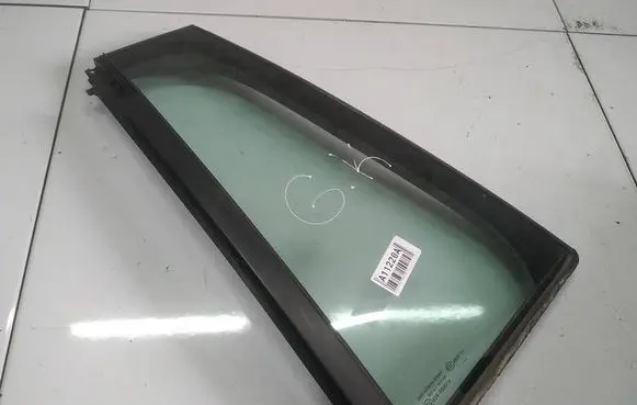 Citroen C4 Grand Picasso Rear vent window glass AS2