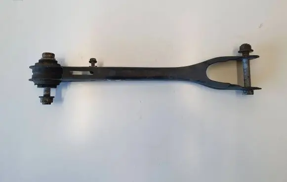 BMW 5 G30 G31 Rear upper control arm/wishbone 6861114