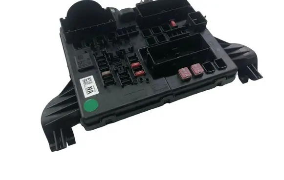 Opel Insignia A Fuse module 13277317
