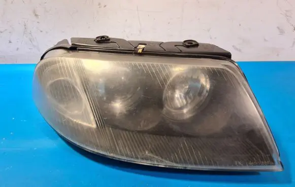 Volkswagen PASSAT B5.5 Headlight/headlamp
