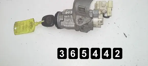 Toyota Corolla Verso E121 Ignition lock 8978313010