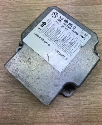 Volkswagen PASSAT B5 Airbag control unit/module 1C0909605C 5WK43130
