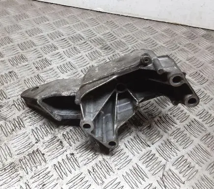 Volkswagen Golf IV Engine mounting bracket 036199275