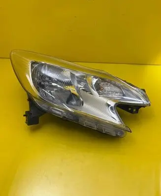 Nissan Note (E12) Headlight/headlamp 89907546
