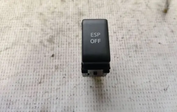 Nissan Note (E11) Other switches/knobs/shifts 6Y16B