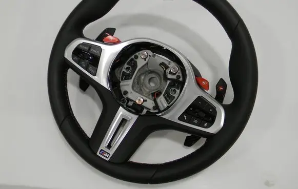 BMW XM Steering wheel 32305A4B4B1 5A4B4B1