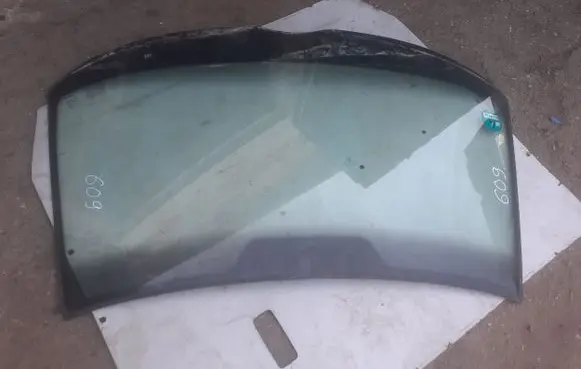 Mercedes-Benz E W210 Front windscreen/windshield window AS1M833DOT25 43R001047