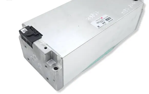 Jaguar I-Pace Hybrid / Electric Car Battery Cell JLRX590EV AMDAD0168B JLK432011030518