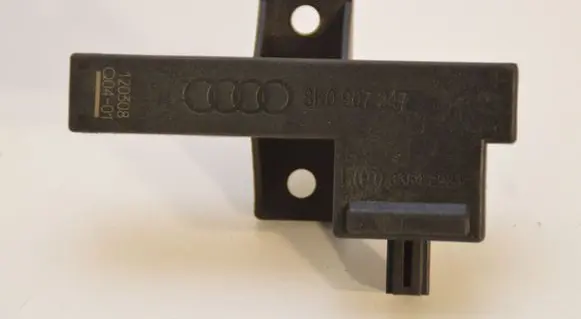 Audi A7 S7 4G Keyless (KESSY) go control unit/module 8K0907247