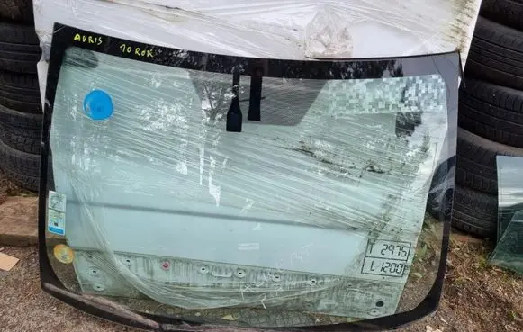 Toyota Auris 150 Front windscreen/windshield window 2000010088683