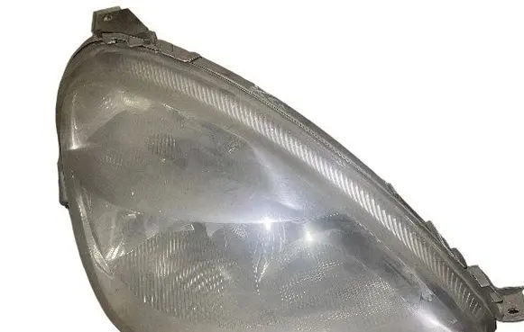 Mercedes-Benz A W168 Headlight/headlamp A1688201761