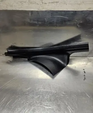 BMW 5 E60 E61 Other sill/pillar trim element 51477025009