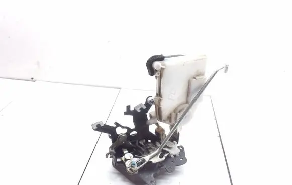 Ford Ranger Front door lock Y18TR1 PUR80A