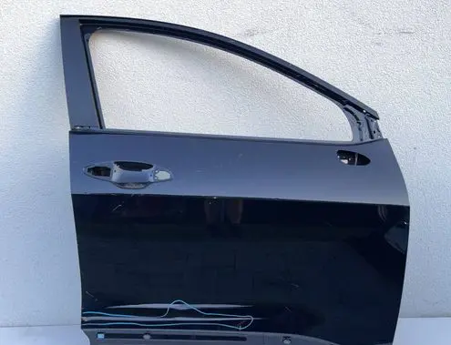 KIA Sportage Front door