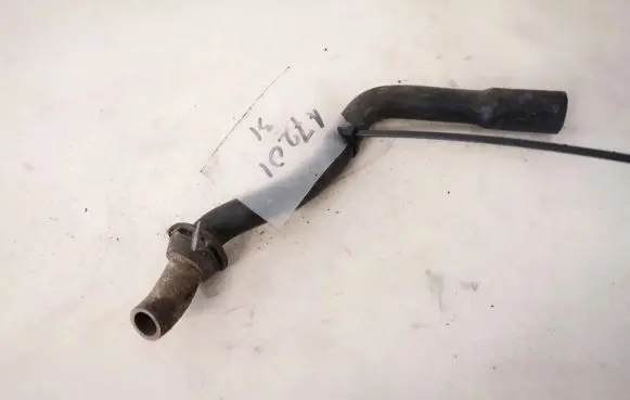 Nissan X-Trail T30 Engine coolant pipe/hose