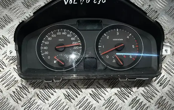 Volvo C30 Speedometer (instrument cluster) 36002433 69199420T 31254776