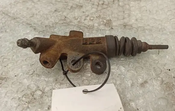 Mazda RX8 Clutch slave cylinder 