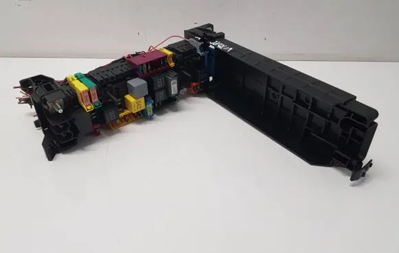 Mercedes-Benz Vito Viano W447 Fuse module A4475401440 A4475460046