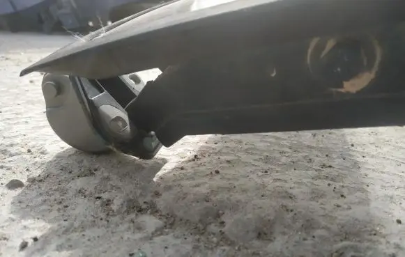 Citroen Xsara Tailgate/trunk/boot hinge