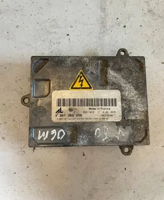 Volvo V50 Headlight ballast module Xenon 1307329098