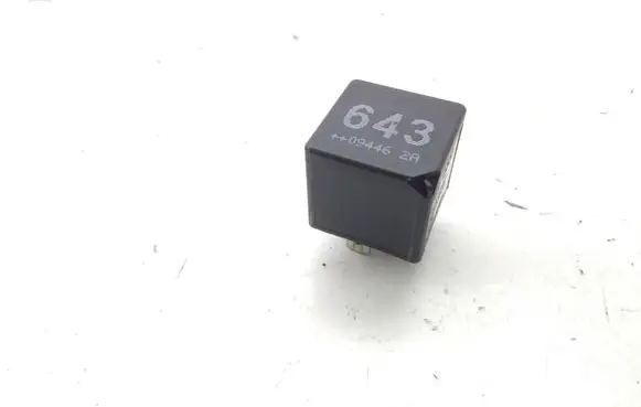 Audi A6 S6 C6 4F Other relay 8K0951253
