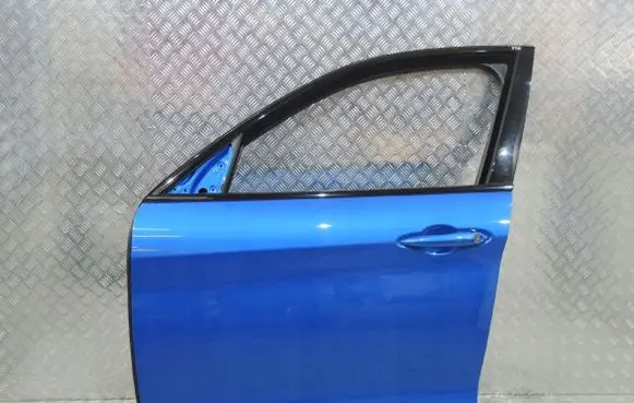 Alfa Romeo Stelvio Front door 756