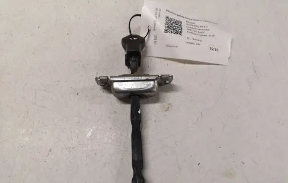 Hyundai i20 (PB PBT) Rear door check strap stopper