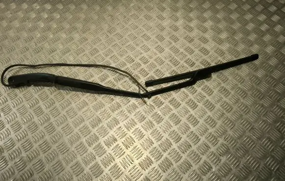 Volvo XC60 Windshield/front glass wiper blade W000082547
