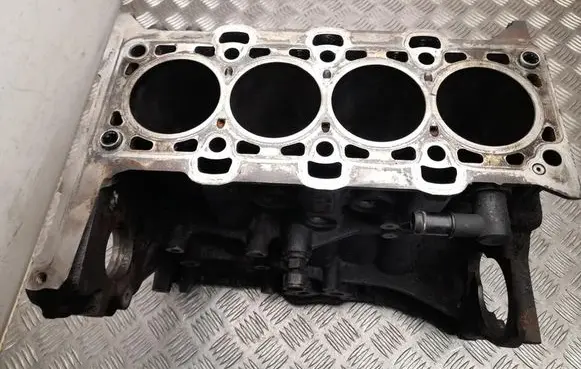 KIA Sportage Engine block D4HA
