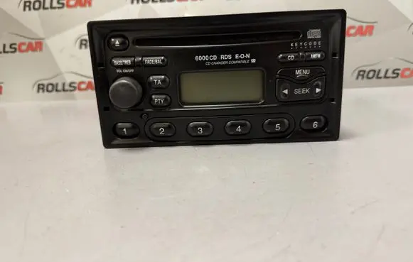 Radio/CD/DVD/GPS head unit