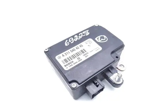 Mercedes-Benz E W211 Battery control module A2115404245 0199000002