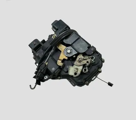 Volkswagen Bora Front door lock