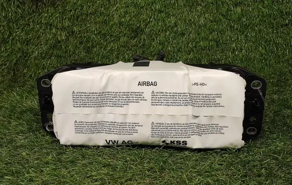 Volkswagen Jetta USA Passenger airbag 17A880204E