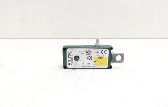 Volkswagen Touareg I Antenna control unit 7L6035577C 12040400