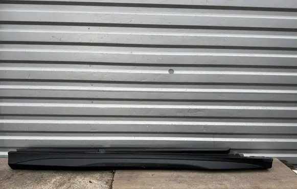 Mercedes-Benz GLC C254 Front sill (body part) A2546984800 AMGX254LTV