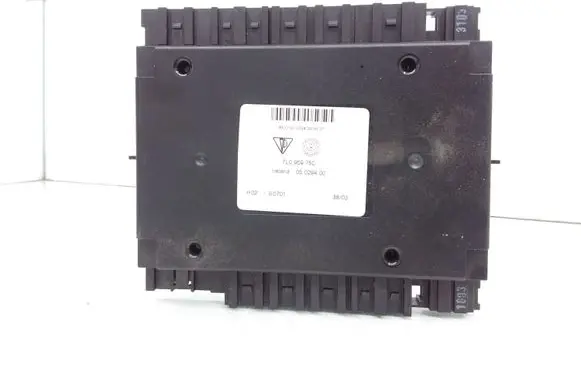 Volkswagen Touareg I Seat control module 7L0959760 05029400