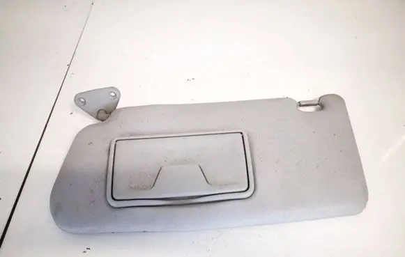 Mitsubishi Lancer Sun visor