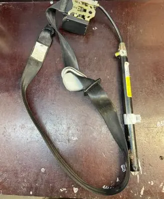 Seat Alhambra (Mk1) Front seatbelt 00056678A
