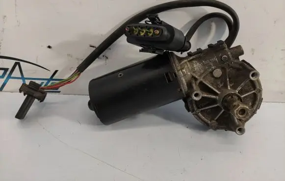 Renault Scenic I Wiper motor 1395106
