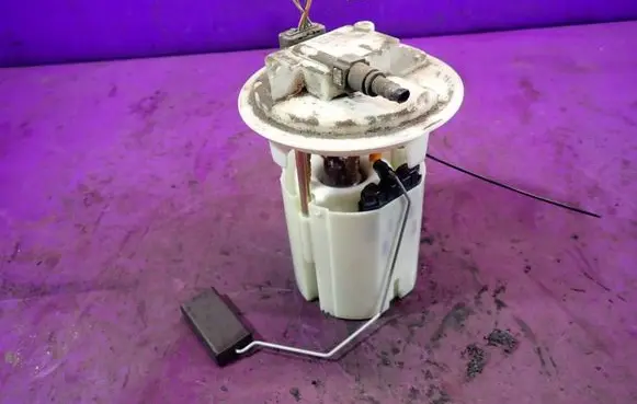 Mercedes-Benz E C207 W207 In-tank fuel pump