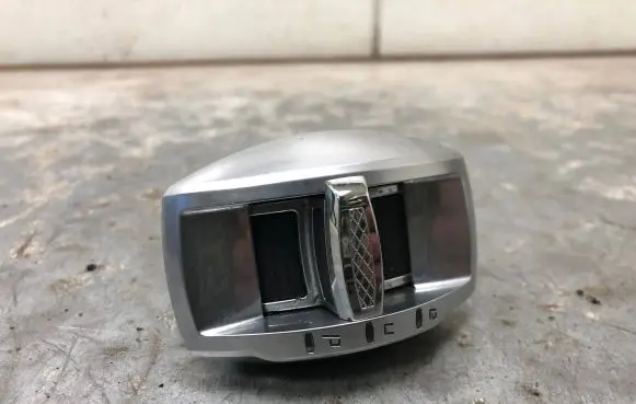 Other switches/knobs/shifts